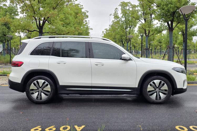 Used Mercedes-Benz EQB 2022 EQB 260 Exterior 7