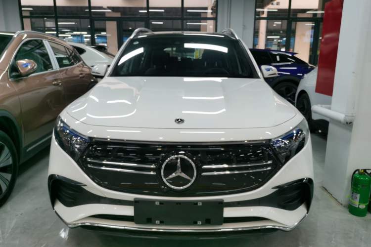 Used Mercedes-Benz EQB 2022 EQB 350 4MATIC Front
