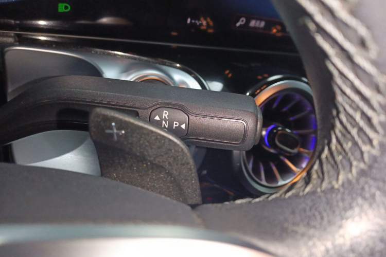 Used Mercedes-Benz EQB 2022 EQB 350 4MATIC Gear Lever