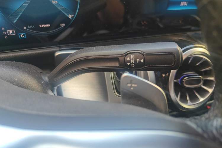 Used Mercedes-Benz EQB 2022 EQB 350 4MATIC First Edition Special Version Gear Lever