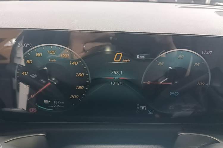 Used Mercedes-Benz EQB 2022 EQB 350 4MATIC First Edition Special Version Instrument Cluster