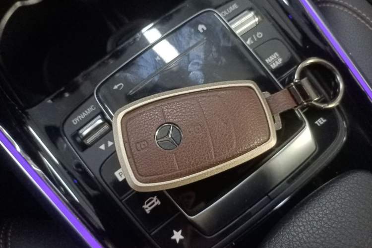 Used Mercedes-Benz EQB 2022 EQB 350 4MATIC Interior 1