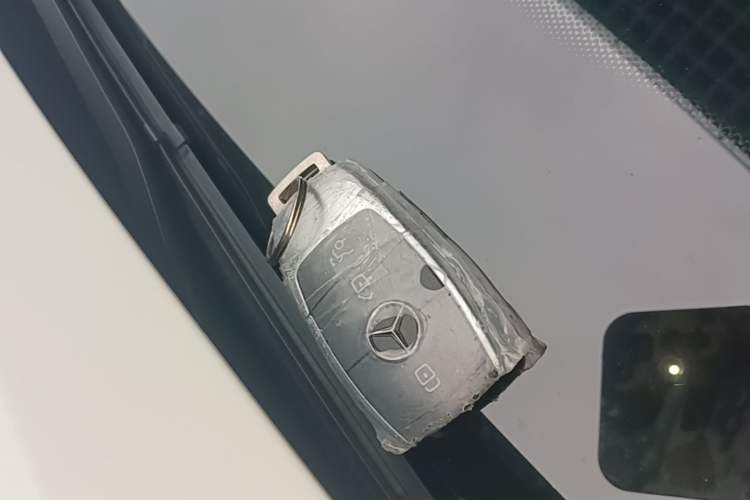 Used Mercedes-Benz EQB 2022 EQB 350 4MATIC First Edition Special Version Interior 1