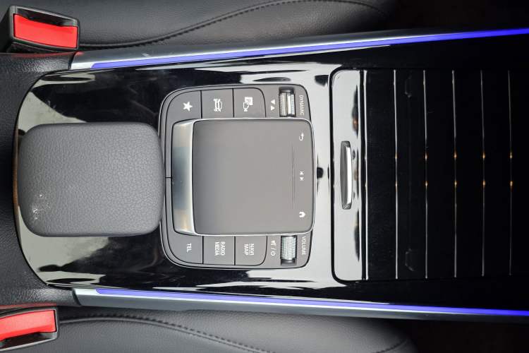 Used Mercedes-Benz EQB 2022 EQB 260 Interior 10