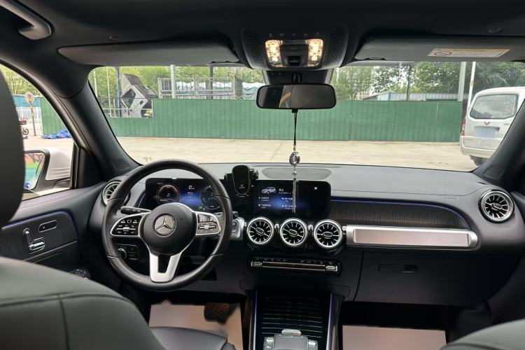Used Mercedes-Benz EQB 2022 EQB 260 Interior 2