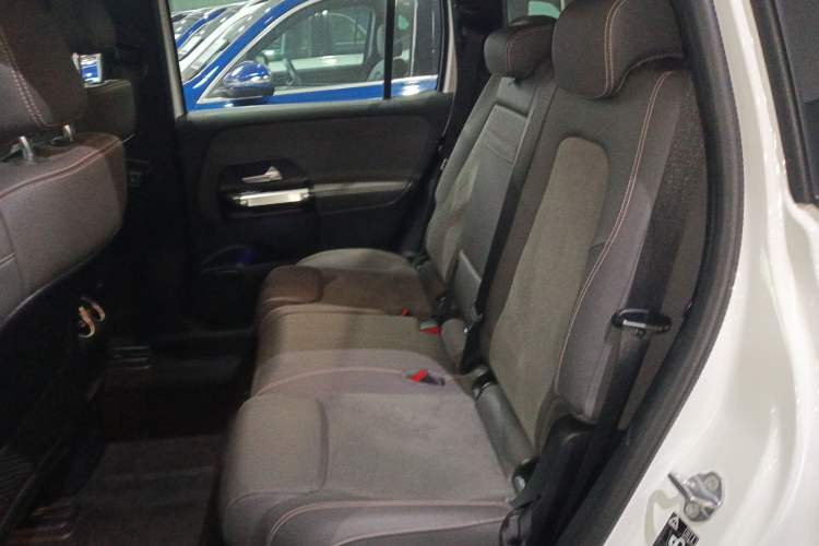 Used Mercedes-Benz EQB 2022 EQB 350 4MATIC Interior 4