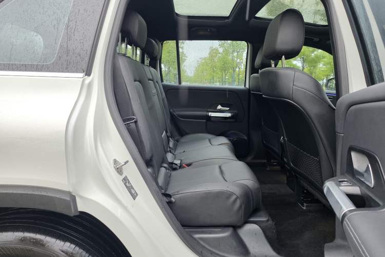 Used Mercedes-Benz EQB 2022 EQB 260 Interior 6
