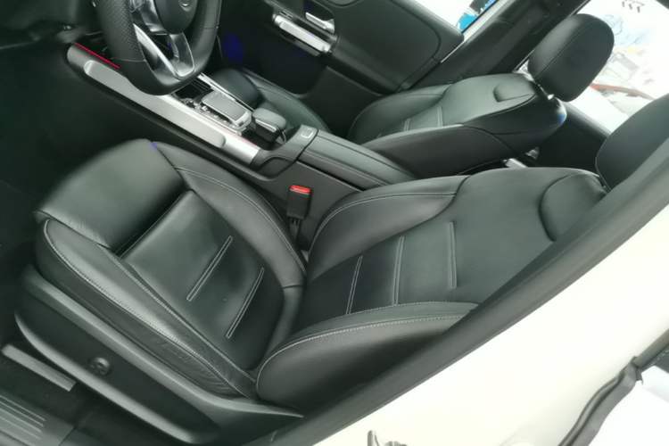 Used Mercedes-Benz EQB 2022 EQB 350 4MATIC Left Front Seat