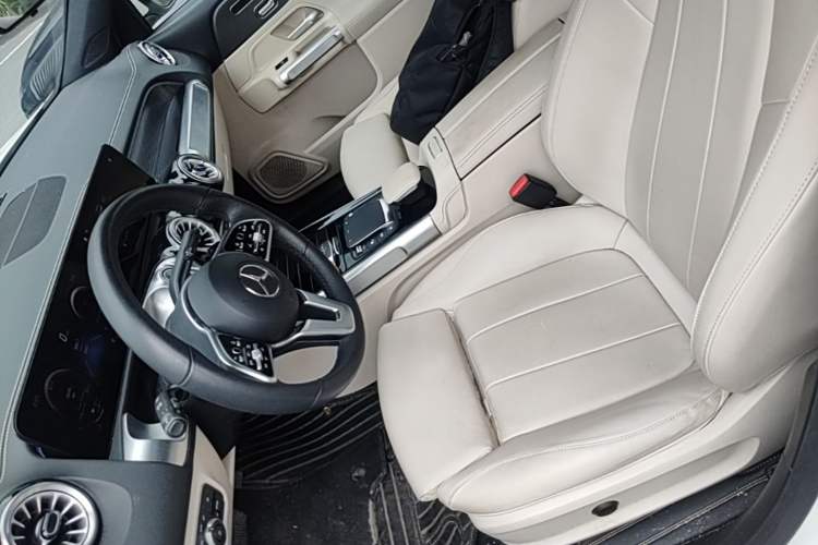 Used Mercedes-Benz EQB 2022 EQB 260 Left Front Seat