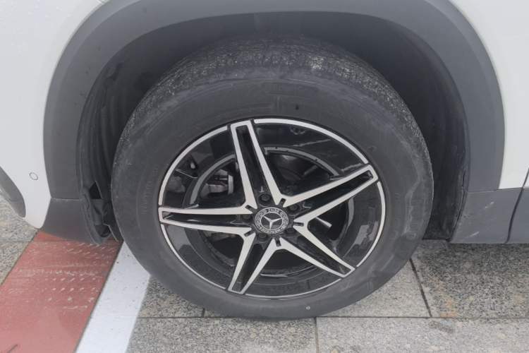 Used Mercedes-Benz EQB 2022 EQB 350 4MATIC First Edition Special Version Left Front Wheel Hub