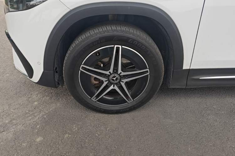 Used Mercedes-Benz EQB 2022 EQB 350 4MATIC First Edition Special Version Left Front Wheel Hub