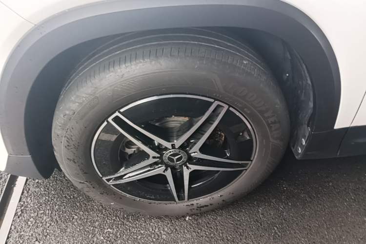 Used Mercedes-Benz EQB 2022 EQB 350 4MATIC First Edition Special Version Left Front Wheel Hub