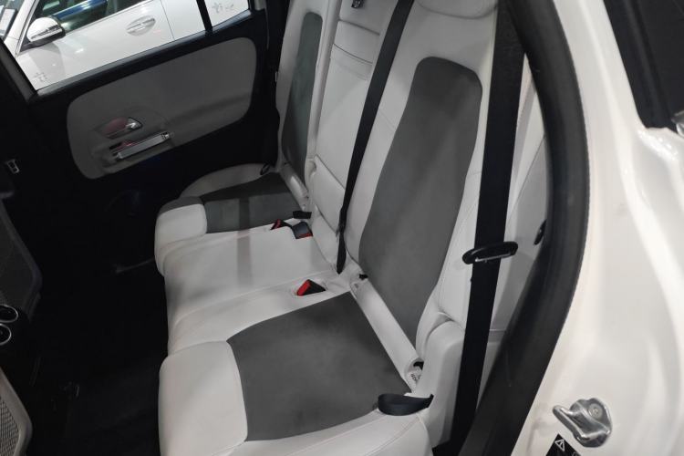 Used Mercedes-Benz EQB 2022 EQB 350 4MATIC Left Rear Seat