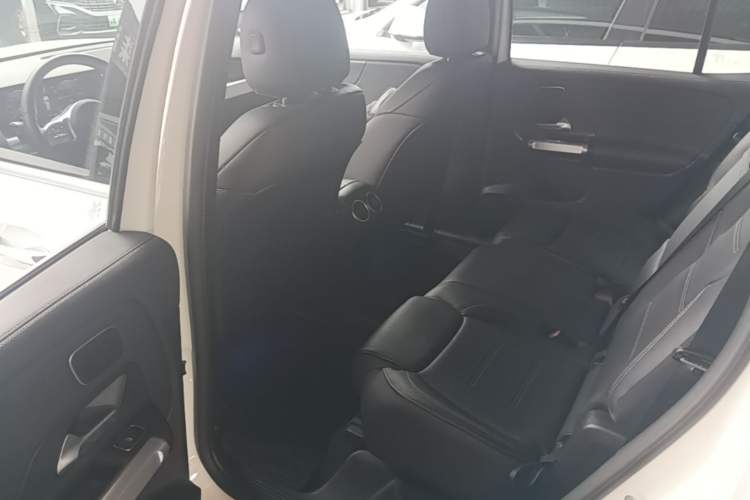 Used Mercedes-Benz EQB 2022 EQB 350 4MATIC First Edition Special Version Left Rear Seat