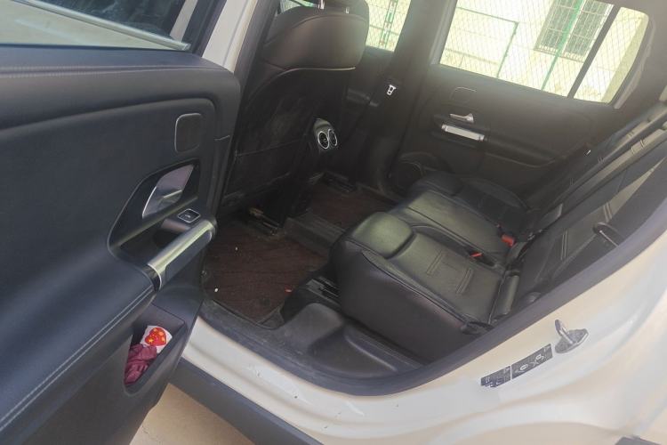 Used Mercedes-Benz EQB 2022 EQB 350 4MATIC First Edition Special Version Left Rear Seat