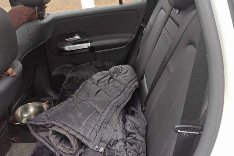 Used Mercedes-Benz EQB 2022 EQB 260 Left Rear Seat