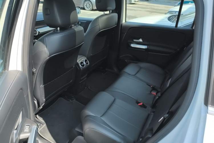 Used Mercedes-Benz EQB 2022 EQB 260 Left Rear Seat