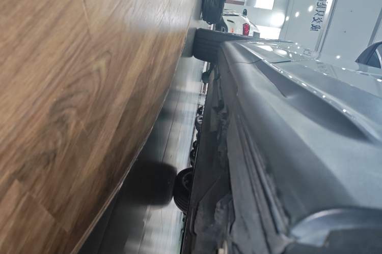 Used Mercedes-Benz EQB 2022 EQB 350 4MATIC Left Side Sill