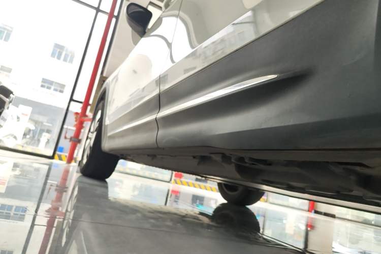 Used Mercedes-Benz EQB 2022 EQB 260 Left Side Sill