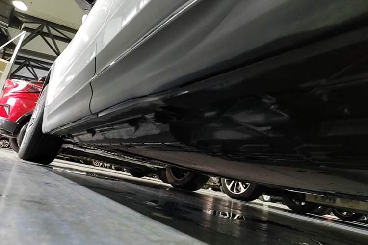 Used Mercedes-Benz EQB 2022 EQB 260 Left Side Sill