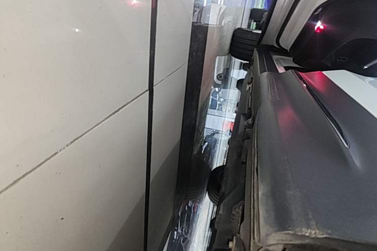Used Mercedes-Benz EQB 2022 EQB 260 Left Side Sill