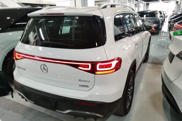 Used Mercedes-Benz EQB 2022 EQB 350 4MATIC Rear Right 45 Deg
