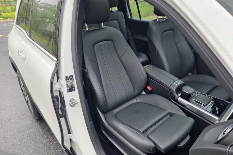 Used Mercedes-Benz EQB 2022 EQB 260 Right Front Seat