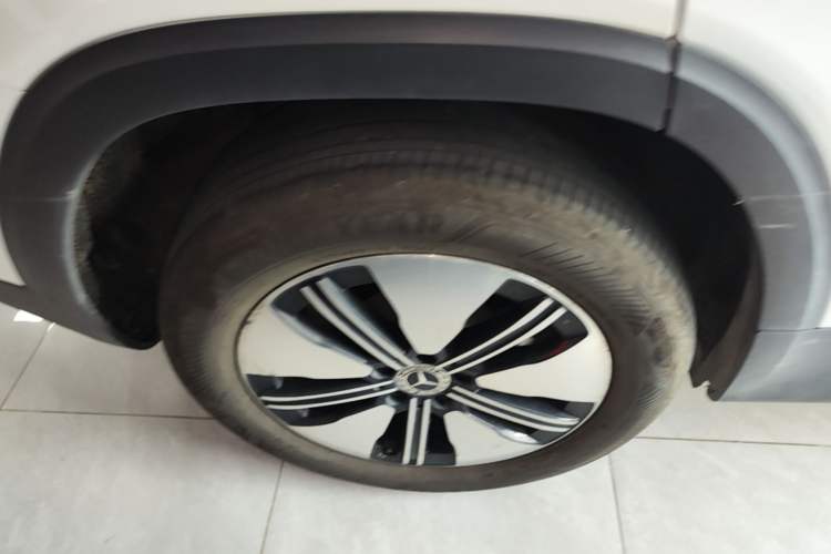 Used Mercedes-Benz EQB 2022 EQB 260 Right Rear Wheel Hub
