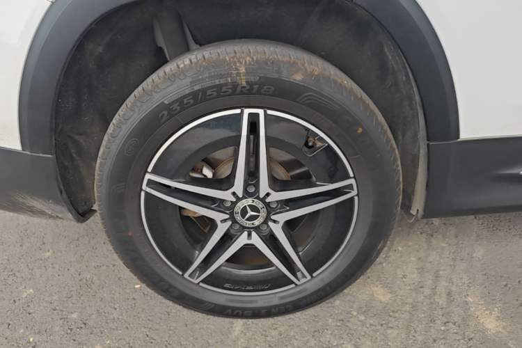 Used Mercedes-Benz EQB 2022 EQB 350 4MATIC First Edition Special Version Right Rear Wheel Hub