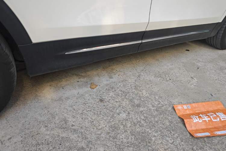 Used Mercedes-Benz EQB 2022 EQB 260 Right Side Sill