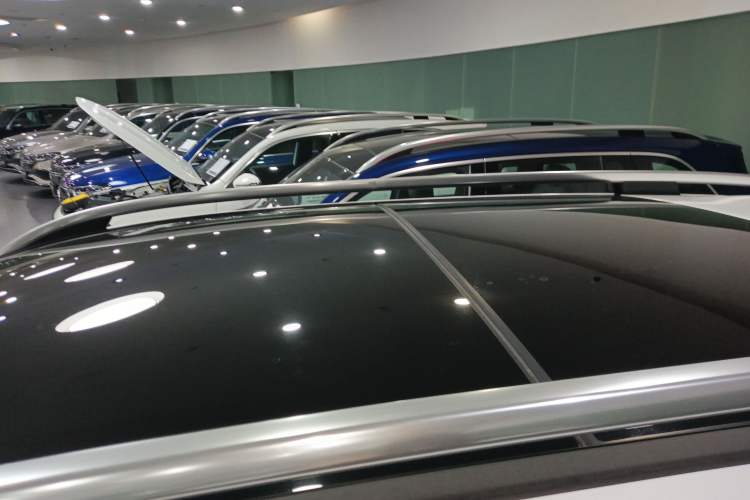 Used Mercedes-Benz EQB 2022 EQB 350 4MATIC Roof