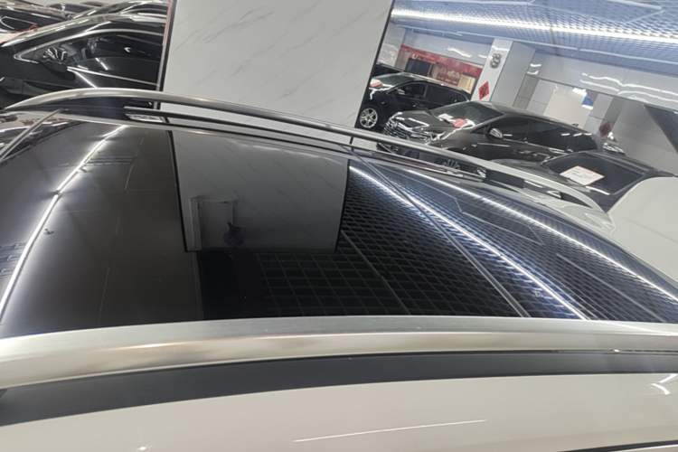 Used Mercedes-Benz EQB 2022 EQB 260 Roof