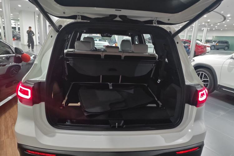 Used Mercedes-Benz EQB 2022 EQB 350 4MATIC Trunk