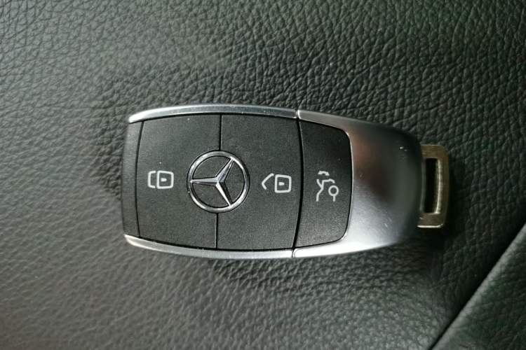 Used Mercedes-Benz EQB 2022 EQB 350 4MATIC Vehicle Key