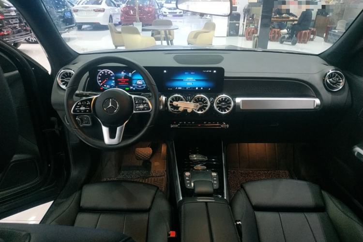 Used Mercedes-Benz EQB 2023 Facelift EQB 260 Center Console