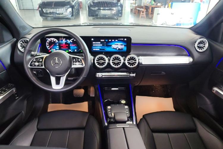 Used Mercedes-Benz EQB 2023 Facelift EQB 260 Center Console