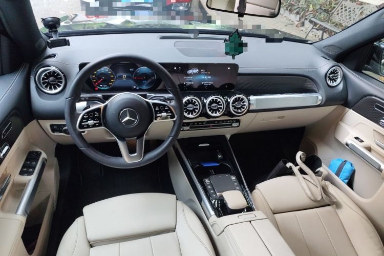 Used Mercedes-Benz EQB 2023 EQB 260 Center Console