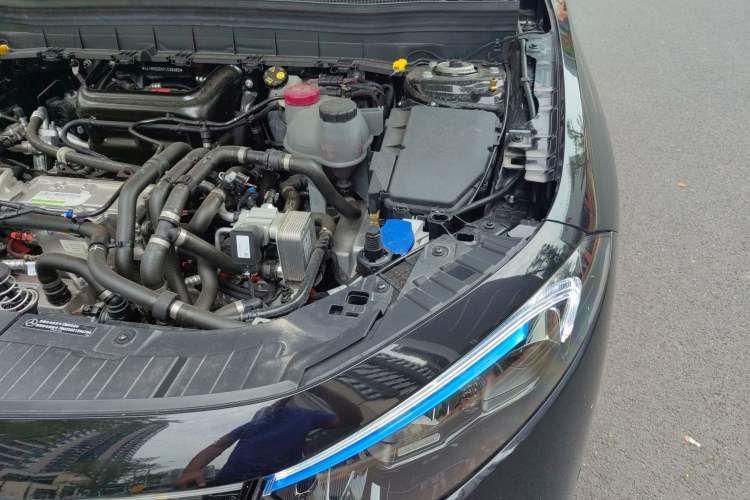 Used Mercedes-Benz EQB 2023 EQB 260 Engine Bay Left