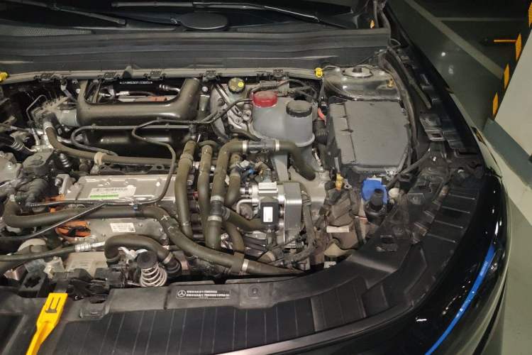 Used Mercedes-Benz EQB 2023 EQB 260 Engine Bay Left