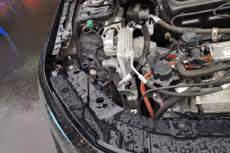 Used Mercedes-Benz EQB 2023 EQB 260 Engine Bay Right