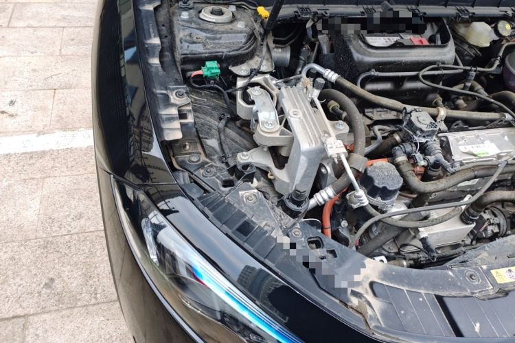 Used Mercedes-Benz EQB 2023 EQB 260 Engine Bay Right