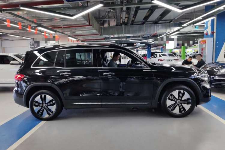 Used Mercedes-Benz EQB 2023 EQB 260 Exterior 2