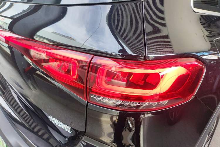 Used Mercedes-Benz EQB 2023 Facelift EQB 260 Exterior 3