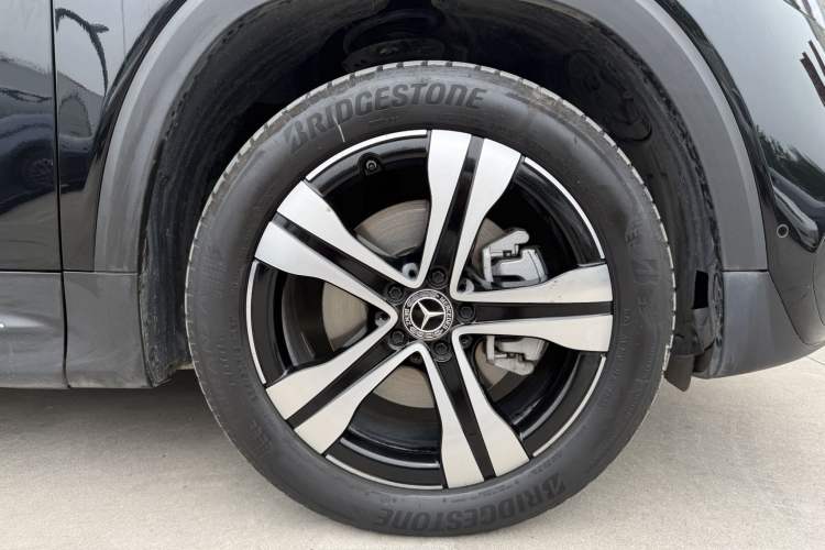 Used Mercedes-Benz EQB 2023-Year Restyled EQB 350 4MATIC Exterior 4