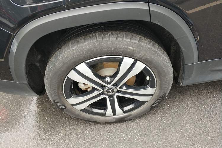 Used Mercedes-Benz EQB 2023-Year Restyled EQB 350 4MATIC Exterior 8