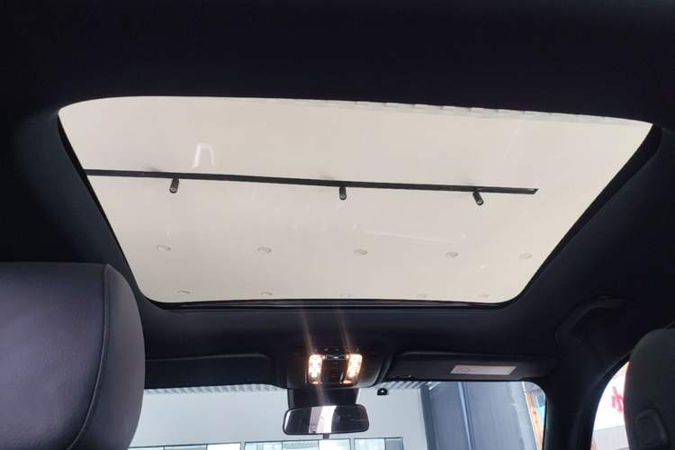 Used Mercedes-Benz EQB 2023 Facelift EQB 260 Headliner