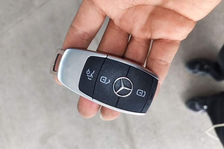 Used Mercedes-Benz EQB 2023 Facelift EQB 260 Interior 1