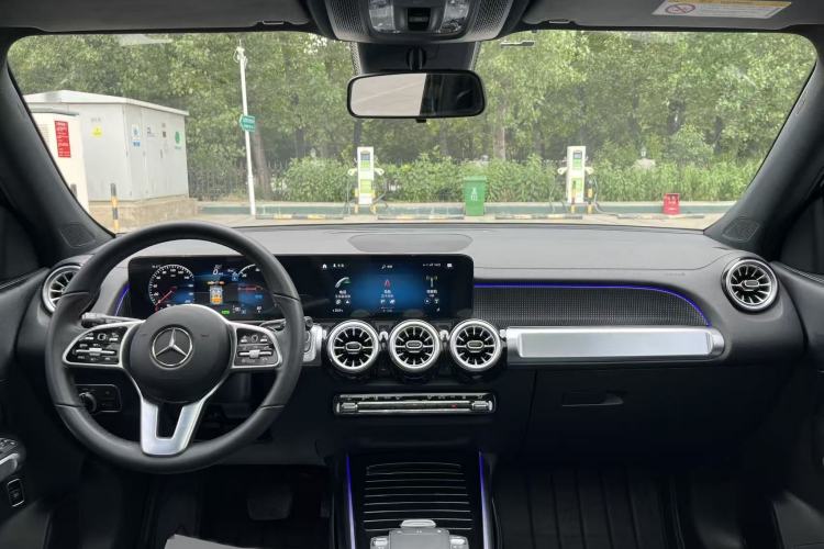 Used Mercedes-Benz EQB 2023 EQB 260 Interior 3