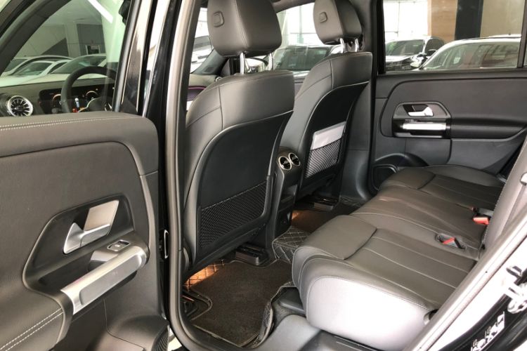 Used Mercedes-Benz EQB 2023 EQB 260 Interior 4