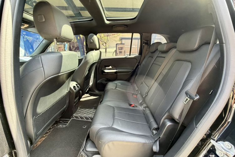 Used Mercedes-Benz EQB 2023 EQB 260 Interior 5